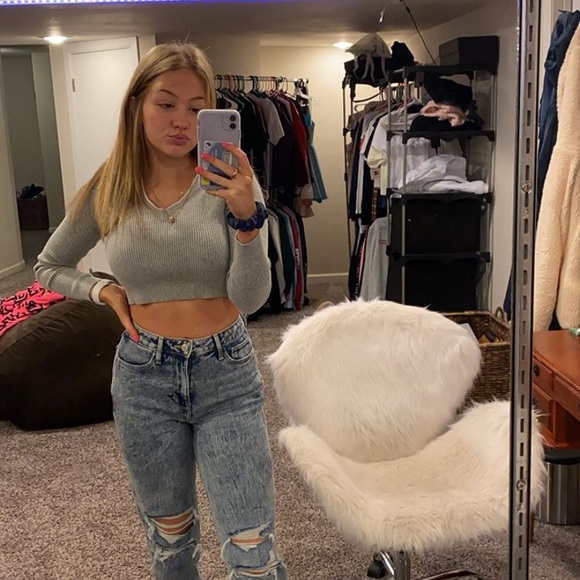 Meet your Posher, Ashley - Picture 8 of 8